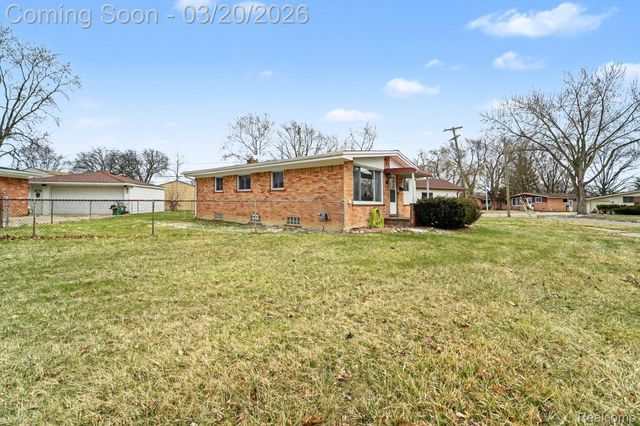 33240 Parkwood Street, Westland, MI 48186