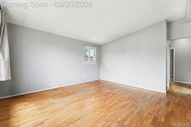 33240 Parkwood Street, Westland, MI 48186