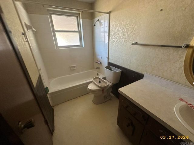 3111 W 36th Avenue, Pine Bluff, AR 71603