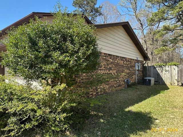 3111 W 36th Avenue, Pine Bluff, AR 71603