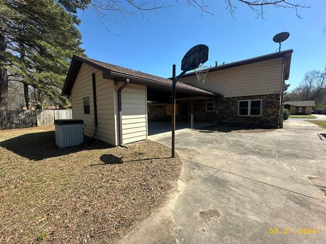 3111 W 36th Avenue, Pine Bluff, AR 71603