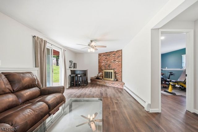 11 Davis Ter, Andover Twp., NJ 07860