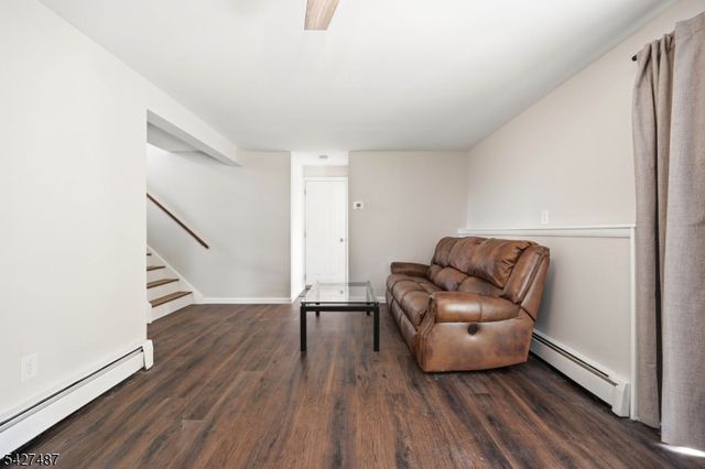 11 Davis Ter, Andover Twp., NJ 07860