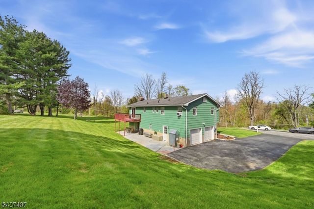 11 Davis Ter, Andover Twp., NJ 07860