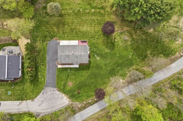 11 Davis Ter, Andover Twp., NJ 07860