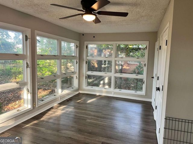 307 Cherokee Drive, Warner Robins, GA 31093