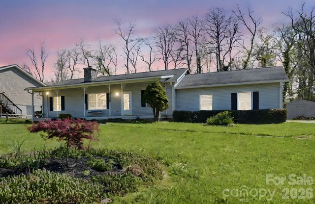 21 Sydney Lane, Asheville, NC 28806
