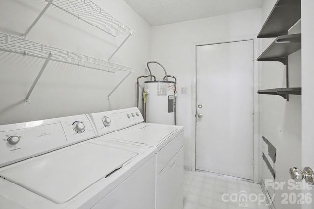 21 Sydney Lane, Asheville, NC 28806