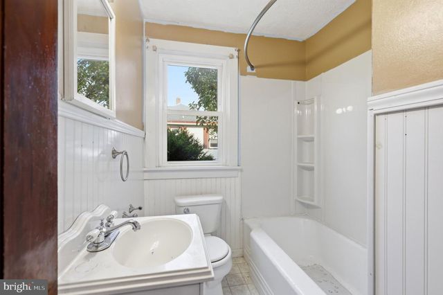 2124 CHURCH ST, Lebanon, PA 17046