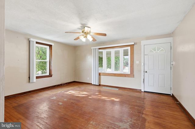 2124 CHURCH ST, Lebanon, PA 17046