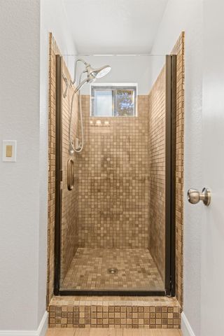 4027 Hollow Wood Ct, Carmichael, CA 95608