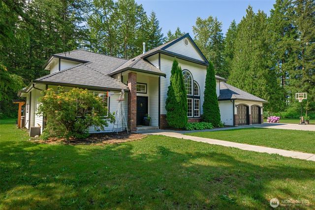 8235 Lusk Road, Concrete, WA 98237