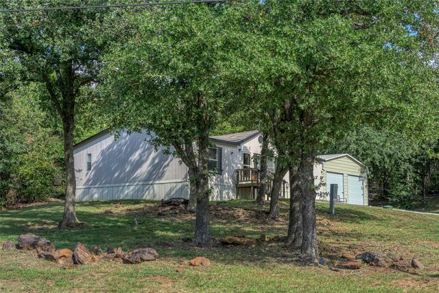 60 County Road 196, Gainesville, TX 76240