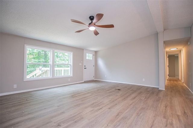 70 Spring Lane, Carrollton, GA 30116