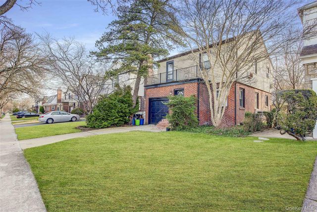 58-35 217th Street, Bayside, NY 11364