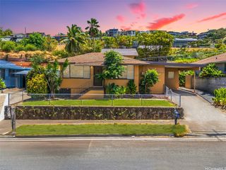1233 Keolu Drive, Kailua, HI 96734
