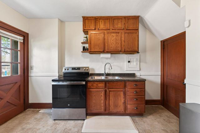 245-247 Morton Street W, Saint Paul, MN 55107