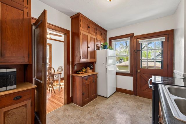 245-247 Morton Street W, Saint Paul, MN 55107