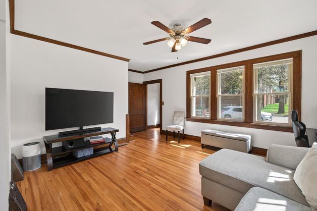 245-247 Morton Street W, Saint Paul, MN 55107