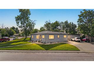5820 Rose Ln, Commerce City, CO 80022