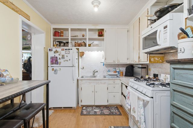 403 N Sawyer Street, Pryor, OK 74361