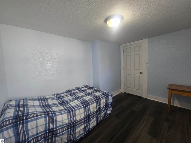 313 Holbrook, Cadillac, MI 49601