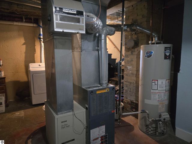 313 Holbrook, Cadillac, MI 49601