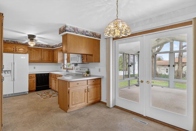 630 S CLARA STREET, Appleton, WI 54915