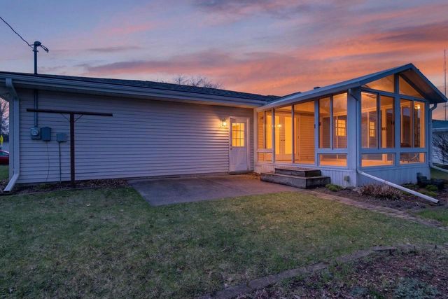 630 S CLARA STREET, Appleton, WI 54915