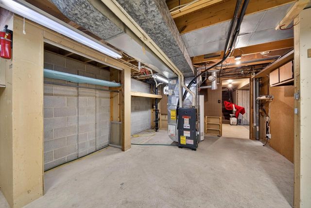 630 S CLARA STREET, Appleton, WI 54915