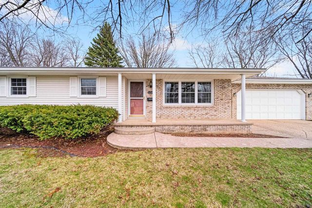 630 S CLARA STREET, Appleton, WI 54915