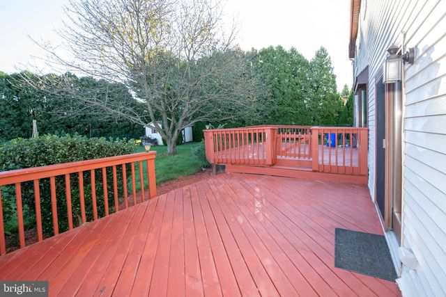 77 HAMPTON DR, Churchville, PA 18966