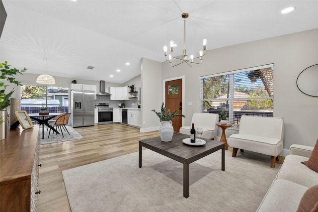 1909 E HENRY AVENUE, Tampa, FL 33610