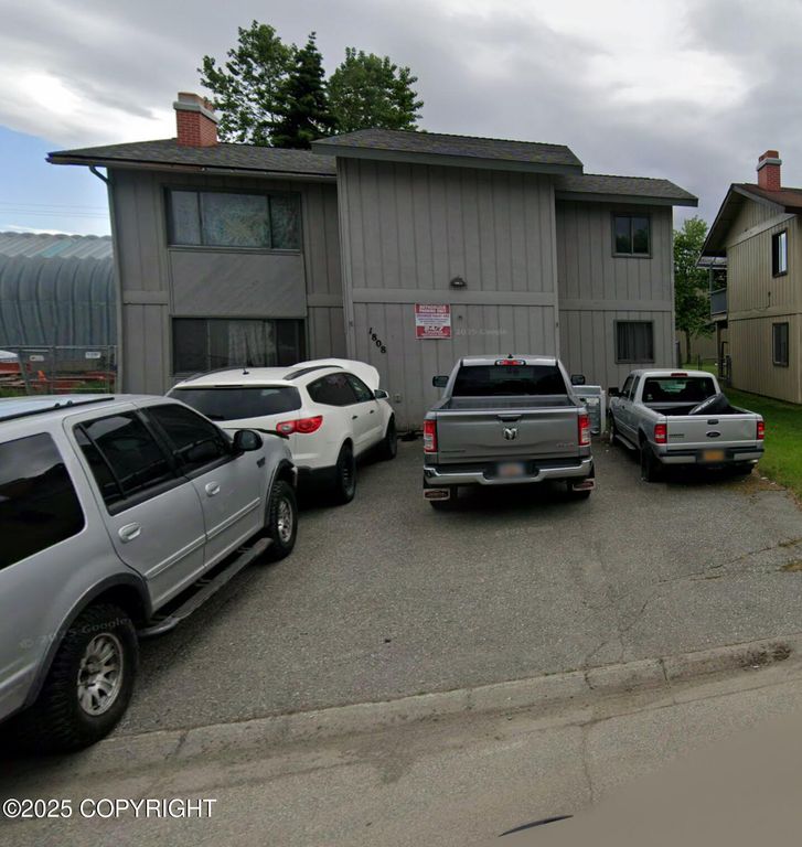 1808 W 47th Avenue, Anchorage, AK 99517