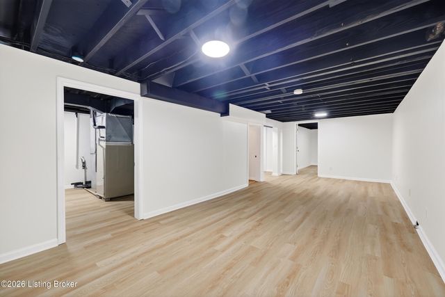 225 Appomattox Rd, Louisville, KY 40214