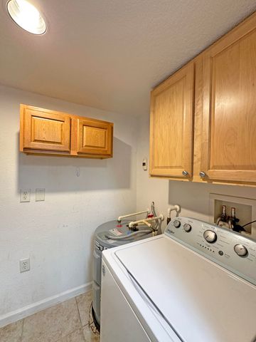 271 SW Palm Dr Apt 104, Port St Lucie, FL 34986