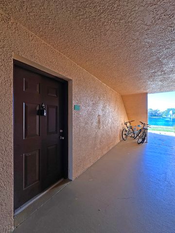 271 SW Palm Dr Apt 104, Port St Lucie, FL 34986