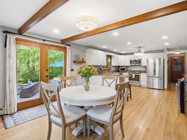 1294 Glebe St, Taunton, MA 02780
