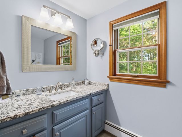 1294 Glebe St, Taunton, MA 02780