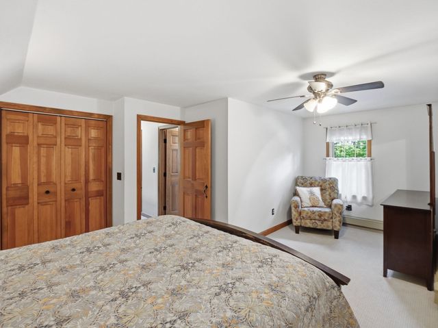 1294 Glebe St, Taunton, MA 02780