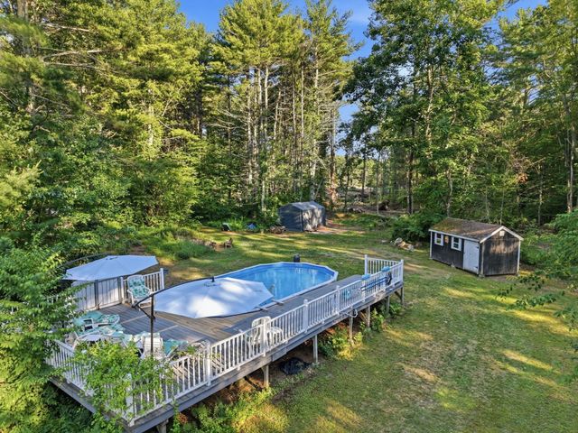 1294 Glebe St, Taunton, MA 02780