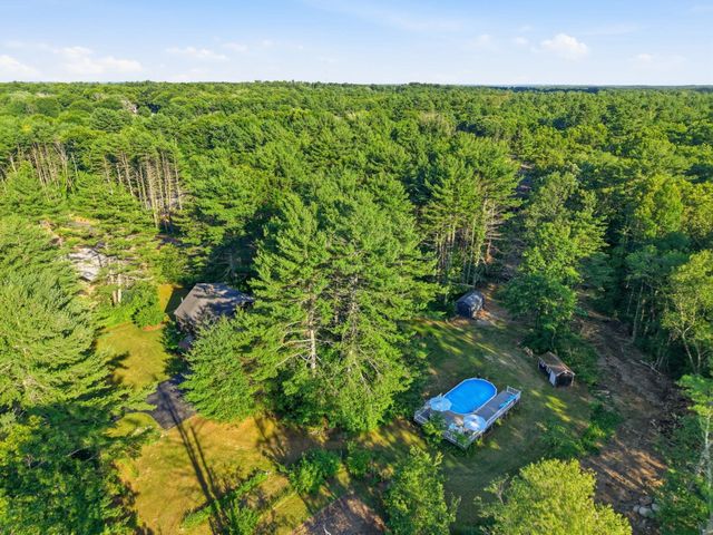 1294 Glebe St, Taunton, MA 02780