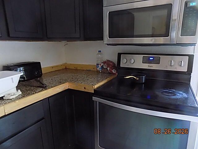1796 N 17th Street, Ozark, MO 65721