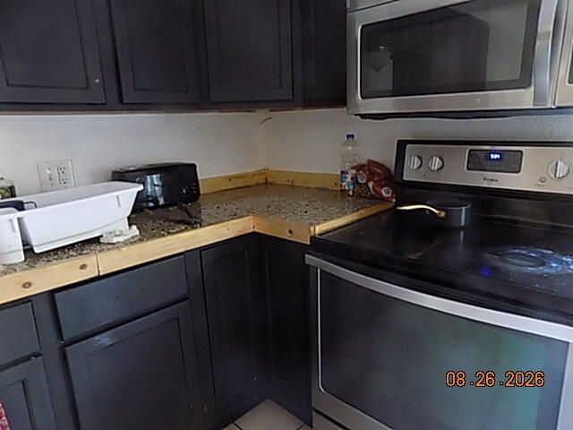 1796 N 17th Street, Ozark, MO 65721