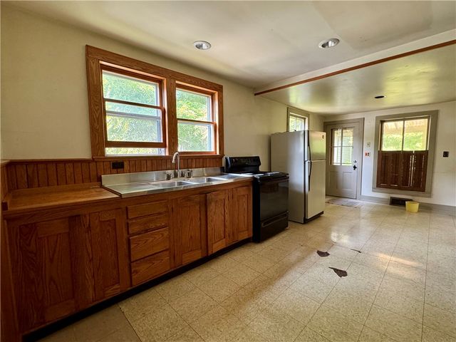 82 West Street, Oneonta, NY 13820