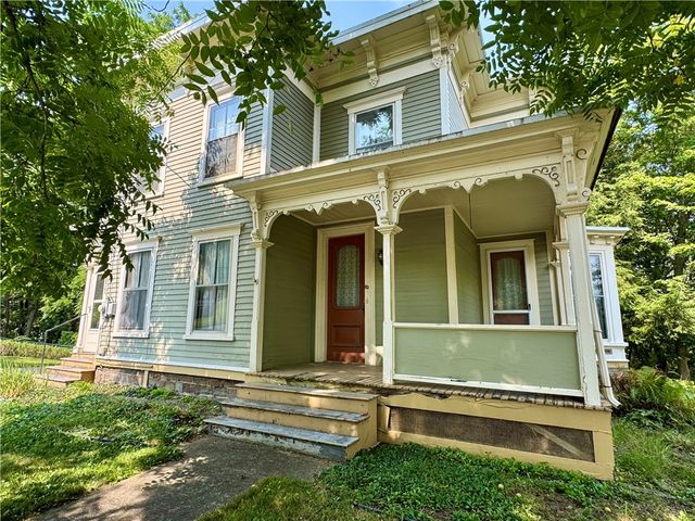 82 West Street, Oneonta, NY 13820