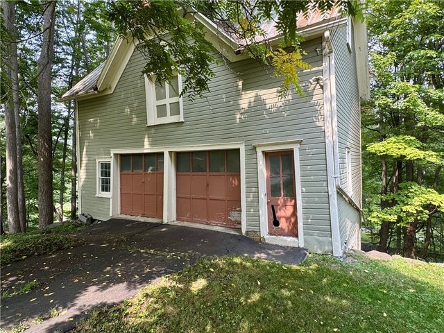 82 West Street, Oneonta, NY 13820