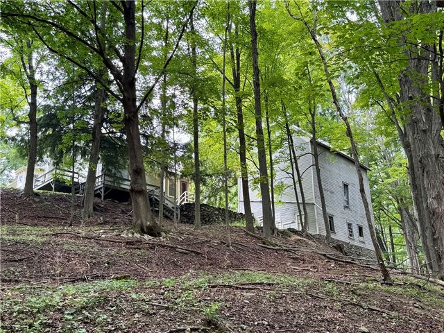 82 West Street, Oneonta, NY 13820