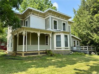 82 West Street, Oneonta, NY 13820