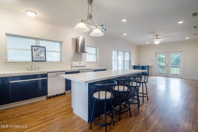 126 Miramar Avenue, Biloxi, MS 39530